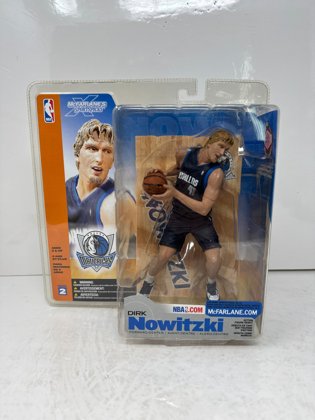 McFarlane NBA Dirk Nowitzki Dallas Mavericks Series 2 Figure