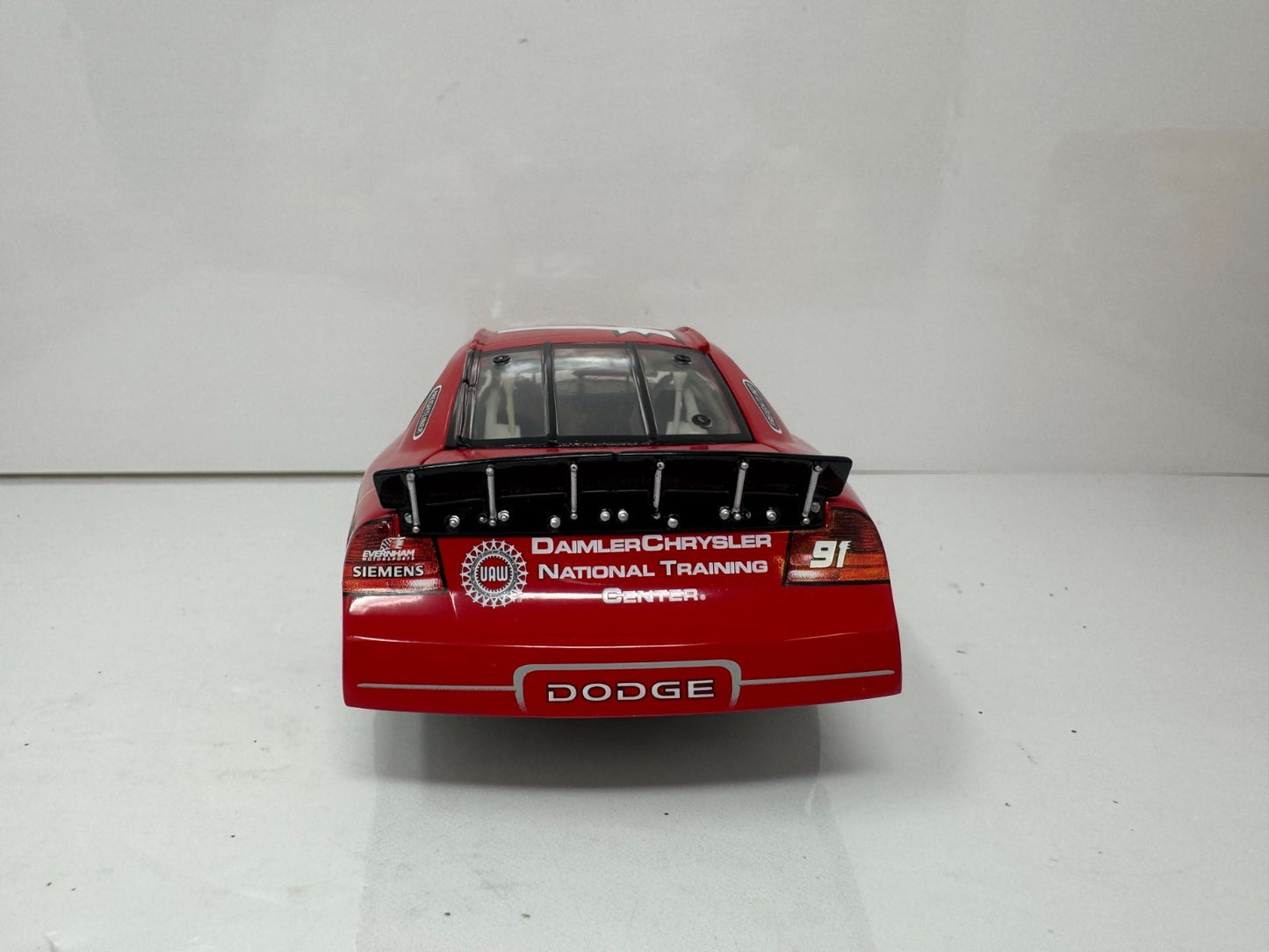 Action NASCAR Bill Elliott #9 Daimler Chrysler 2004 Dodge Intrepid 1:24 Diecast