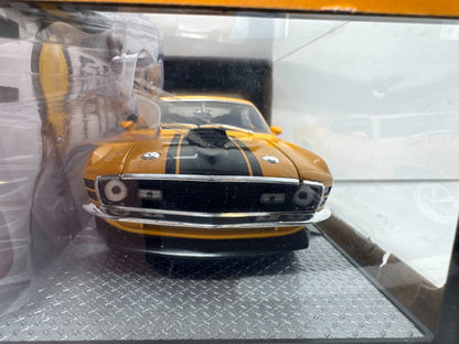 M2 Machines 1970 Ford Mustang Mach 1 428 1:24 Diecast