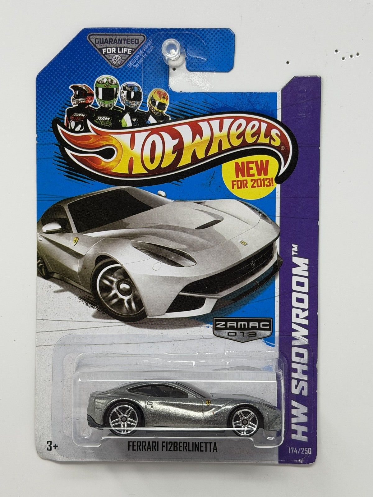 Hot Wheels ZAMAC HW Showroom Ferrari F12berlinetta 1:64 Diecast
