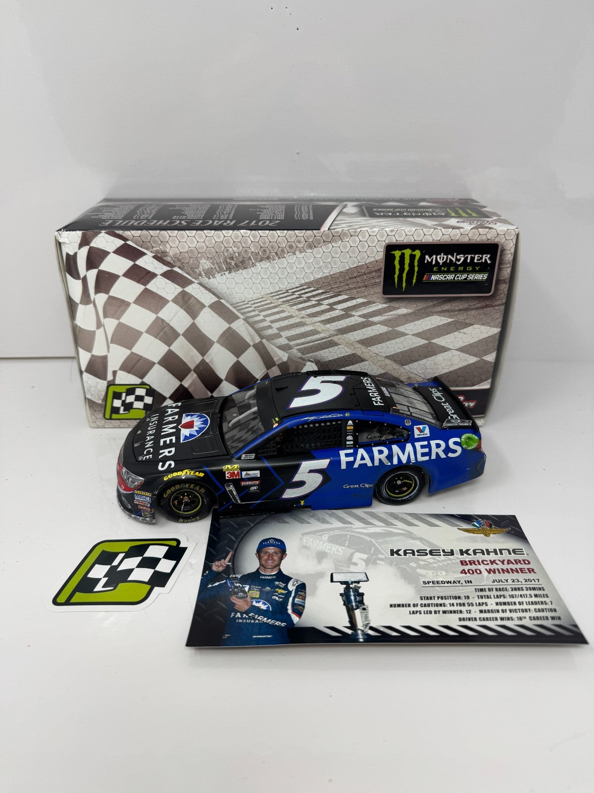 Lionel NASCAR #5 Kasey Kahne Farmers Insurance Indy Win 2017 SS 1:24 Diecast