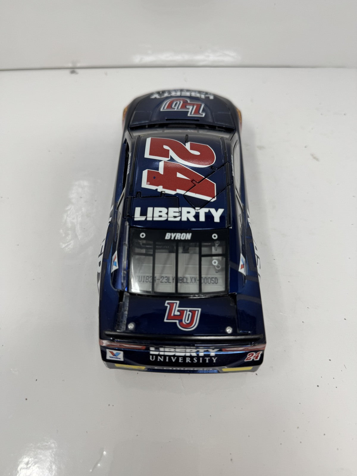 Lionel NASCAR William Byron #24 Liberty University Camaro Chrome 1:24 Diecast