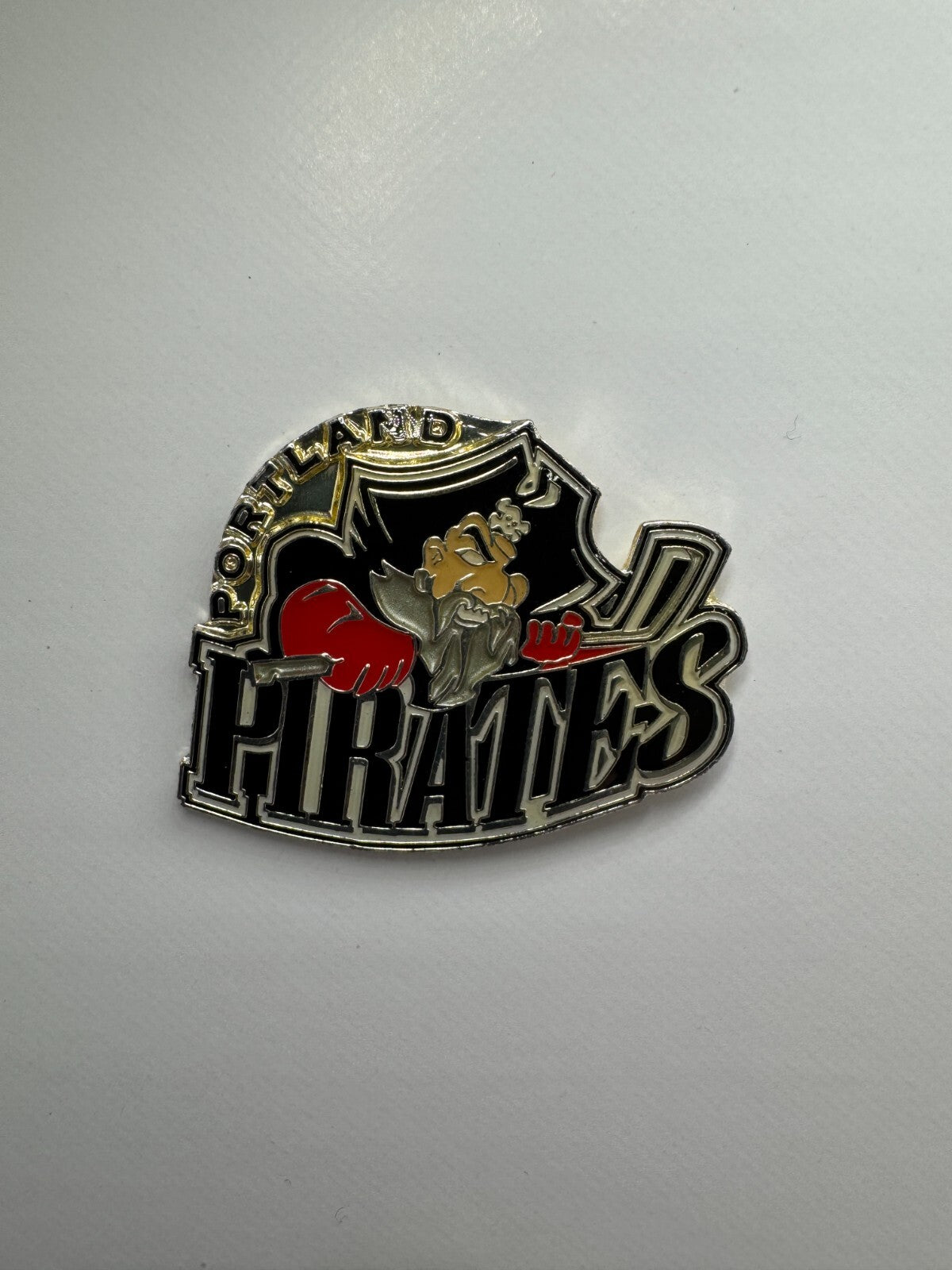 Portland Pirates AHL Hockey Team Logo Lapel Pin UDT1