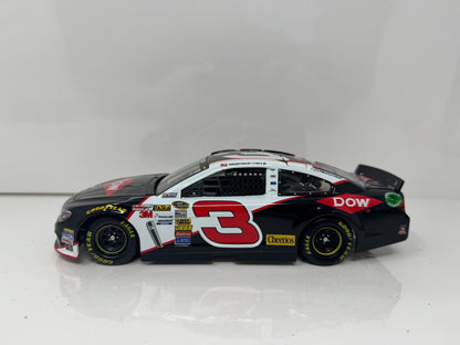 Lionel NASCAR Austin Dillon #3 Dow Automotive 2014 Chevrolet SS 1:24 Diecast