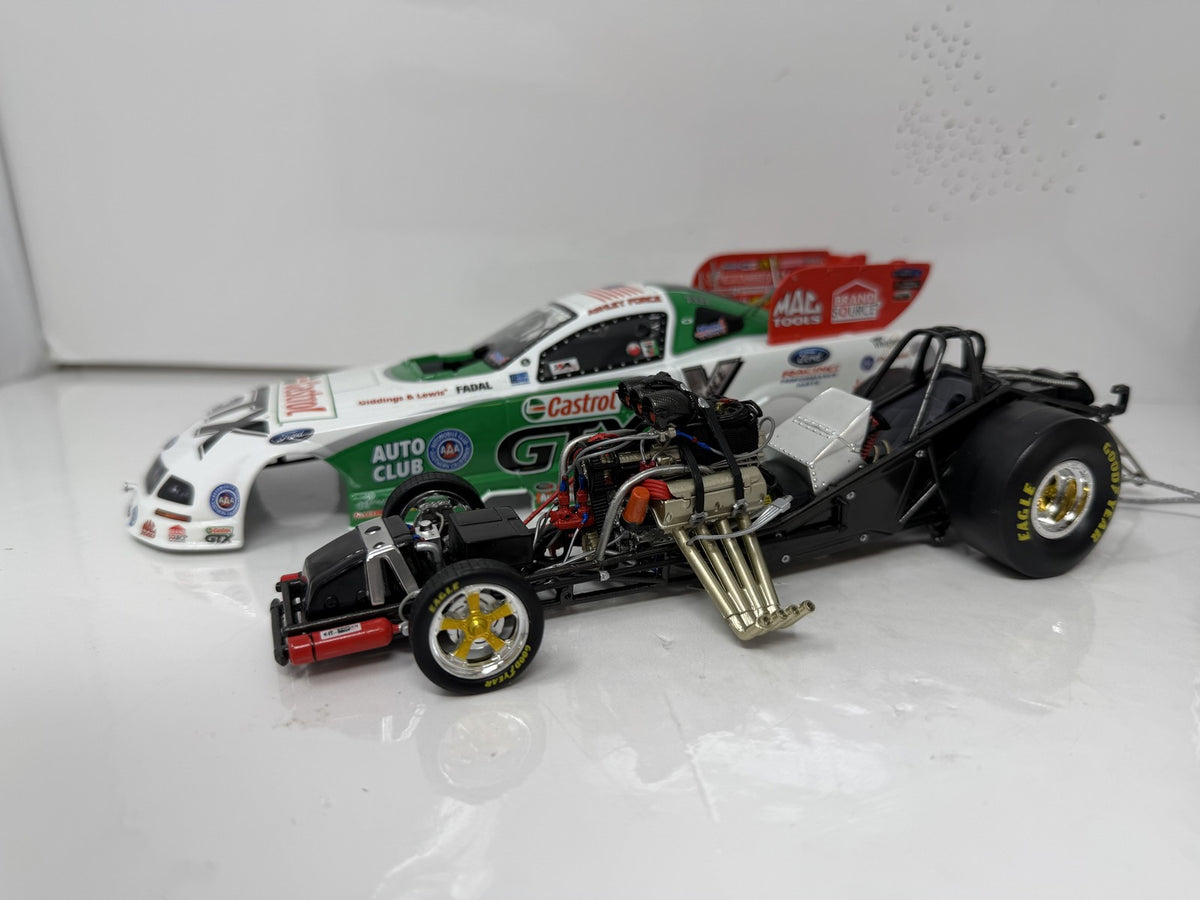 Action NHRA Ashley Force Castrol 2007 Ford Mustang Funny Car 1:24 Diecast