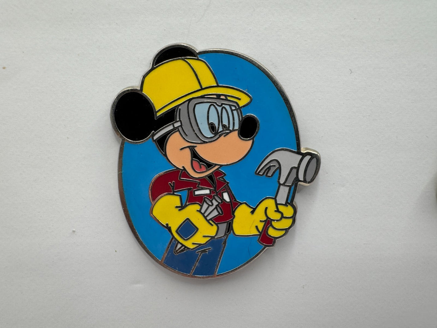 DLR Disney Mickey Mouse Construction Starter Trading Pin DC2S1