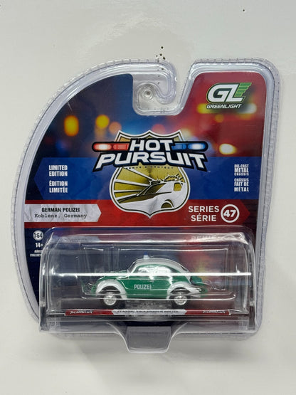 Greenlight Hot Pursuit Classic Volkswagen Beetle German Polizei 1:64 Diecast