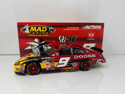 Action NASCAR Kasey Kahne #9 Mad Magazine 2004 Dodge Intrepid 1:24 Diecast