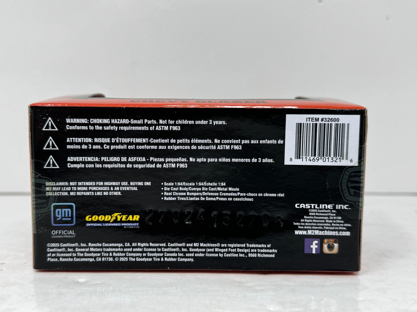 M2 Machines 1974 Chevrolet K5 Blazer 4x4 CHASE 1:64 Diecast