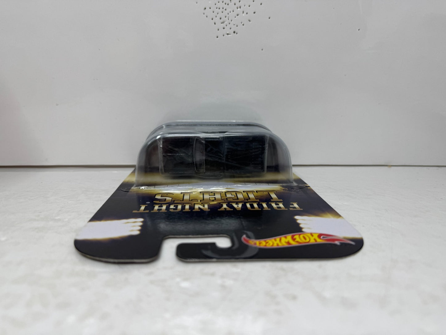 Hot Wheels Friday Night Lights Chevy Silverado Retro Entertainment 1:64 Diecast