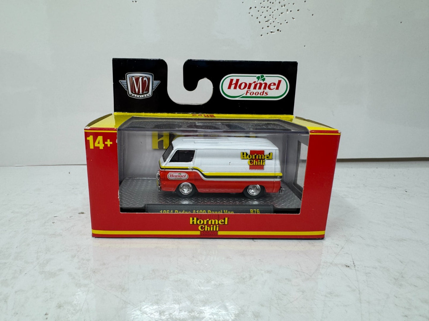 M2 Machines Hormel Chili 1964 Dodge A100 Panel Van 1:64 Diecast