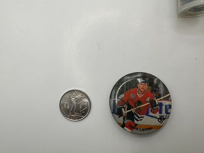 Steve Larmer Chicago Blackhawks NHL Pin-back Button UDT1