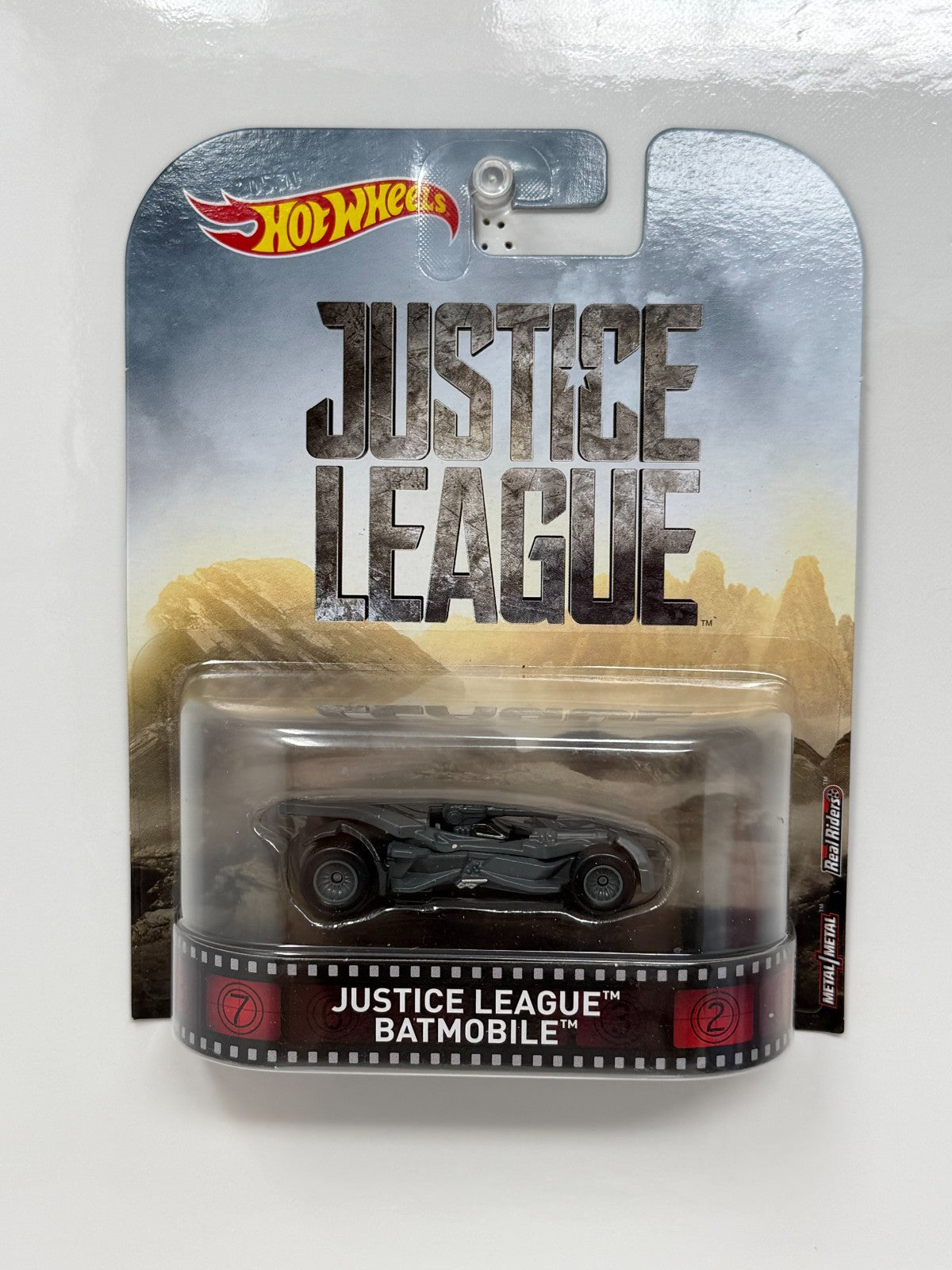 Hot Wheels Retro Entertainment Justice League Batmobile 1:64 Diecast