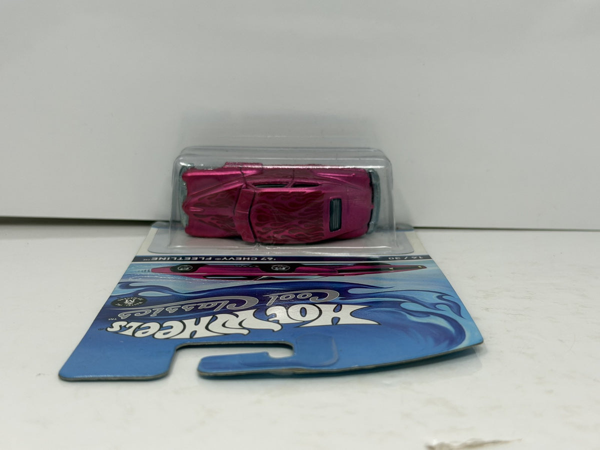 Hot Wheels Cool Classics 1947 Chevrolet Fleetline 1:64 Diecast Pink