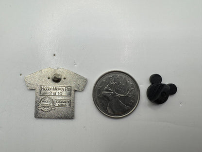 DLR Disney Cheshire Cat T-Shirt Hidden Mickey Trading Pin DC1S14