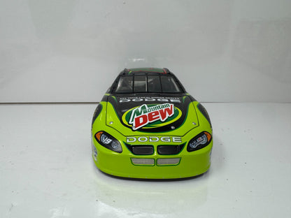 Action NASCAR Jeremy Mayfield #19 Mountain Dew 2004 Dodge Intrepid 1:24 Diecast