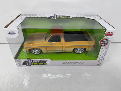 Jada 1985 Chevrolet C10 Pickup Truck Just Trucks Series 1:24 Diecast (Rusted)