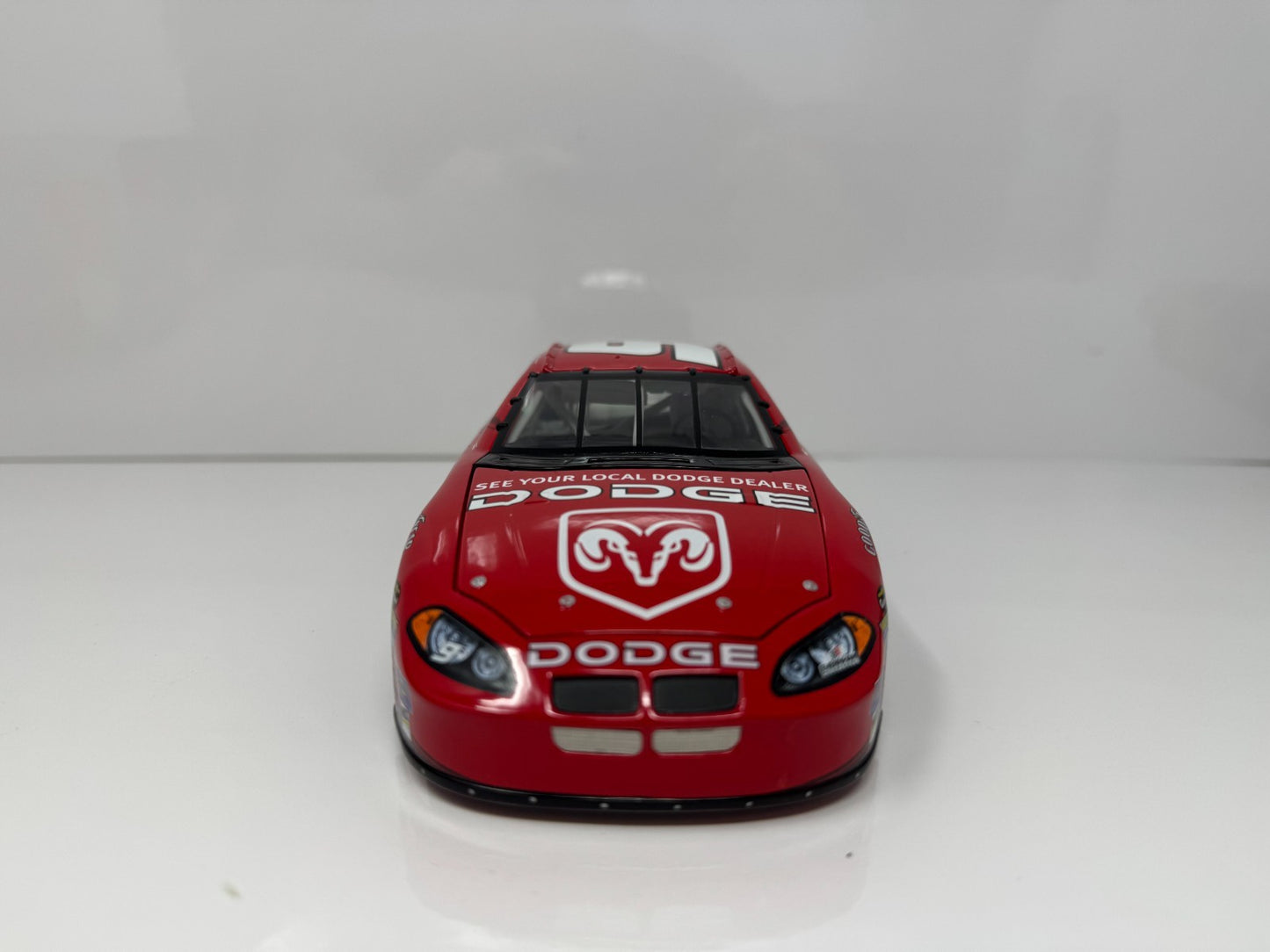 Action NASCAR Kasey Kahne #9 Dodge Dealers 2004 Intrepid 1:24 Diecast
