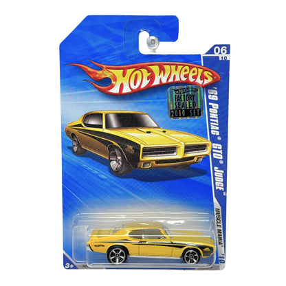 Hot Wheels Muscle Mania 1969 Pontiac GTO Judge 1:64 Diecast Factory Sealed