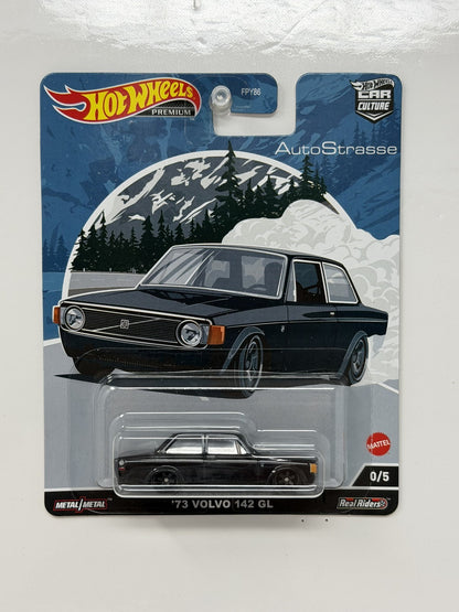 Hot Wheels Premium AutoStrasse 1973 Volvo 142 GL CHASE 0/5 1:64 Diecast
