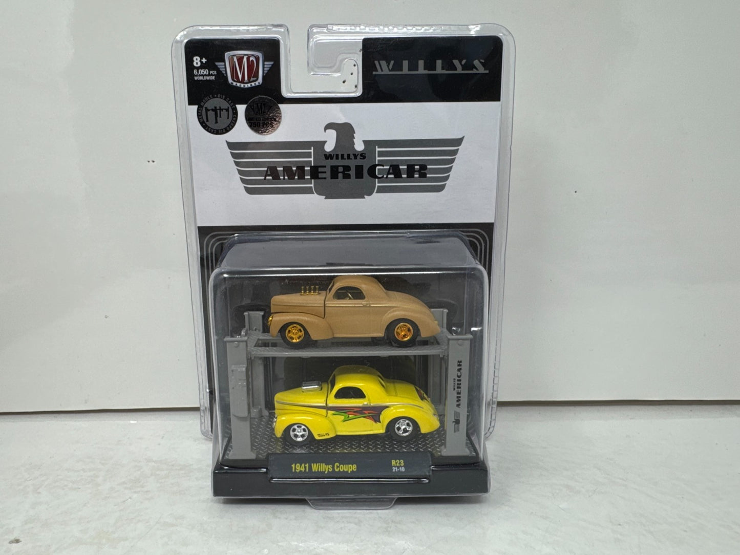 M2 Machines Auto Lift 1941 Willys Coupe 2-Pack CHASE 1:64 Diecast