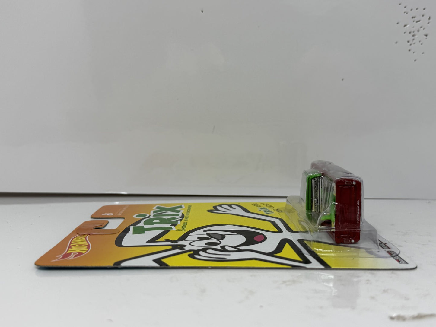 Hot Wheels General Mills Trix Custom 1962 Chevy 1:64 Diecast Real Riders