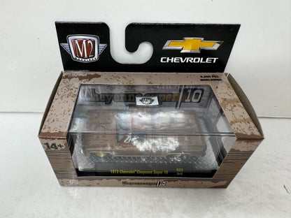 M2 Machines Chevrolet 1973 Chevrolet Cheyenne Super 10 1:64 Diecast Brown