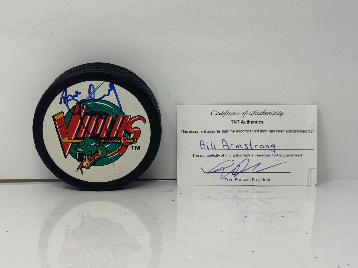 Bill Armstrong Detroit Vipers Signed Hockey Autograph Puck Blue Auto