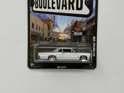 Hot Wheels Boulevard 1964 Pontiac GTO 1:64 Diecast Real Riders