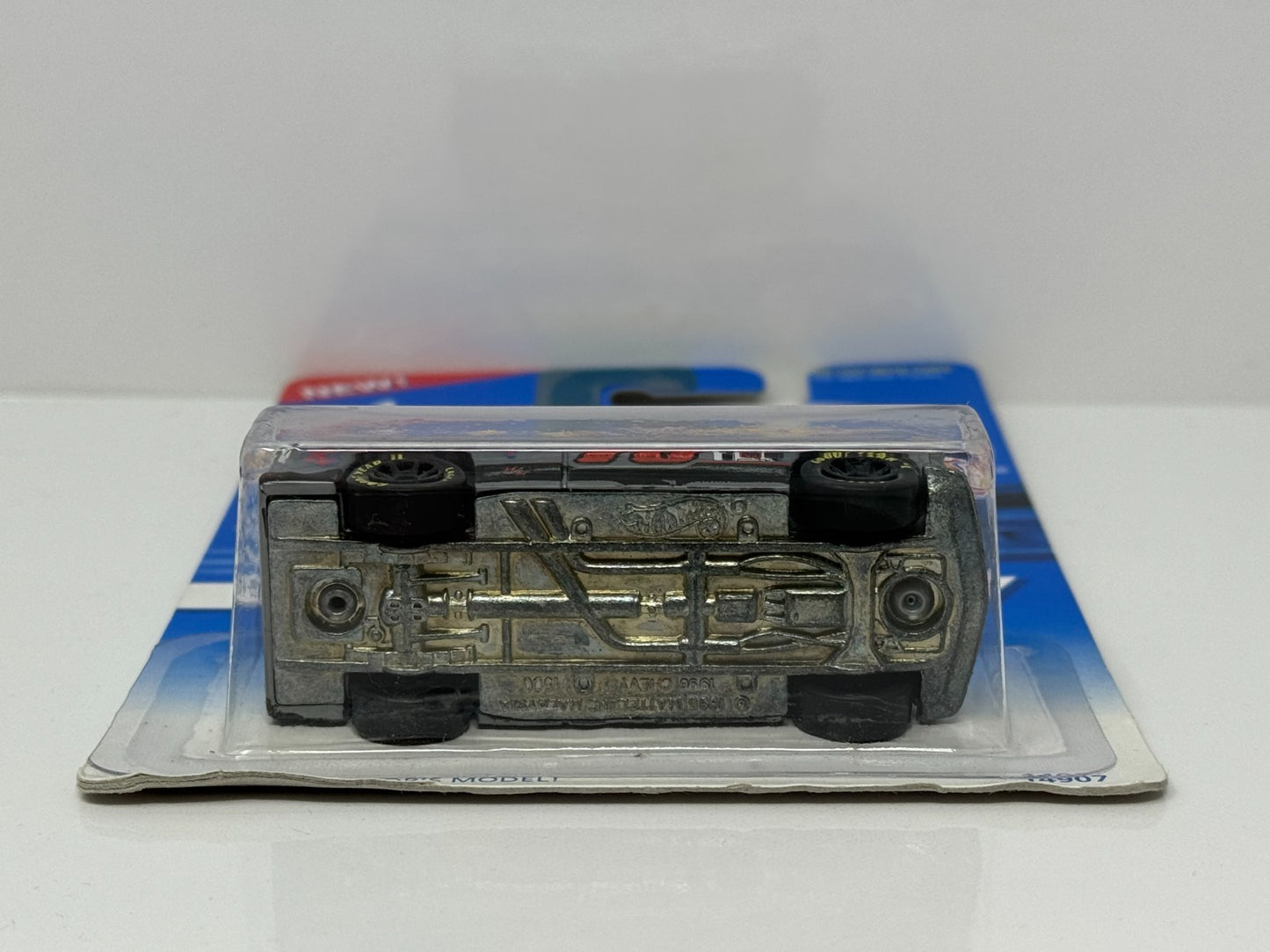 Hot Wheels 1996 First Editions Chevy 1500 1:64 Diecast