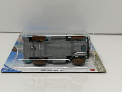 Hot Wheels Baja Blazers Big-Air Bel-Air Teal 1:64 Diecast