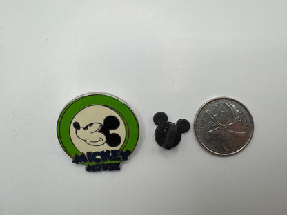 Disney Light Green Oh Mickey! Mystery Collection Trading Pin DC2S1