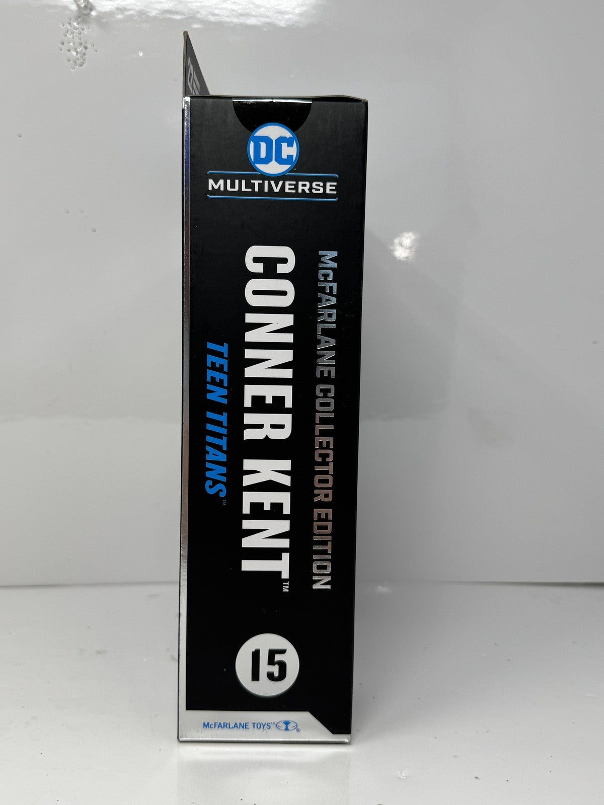 McFarlane DC Multiverse Teen Titans Conner Kent Platinum Edition Figure