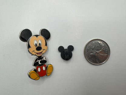 Disney Mickey Mouse Big Head Art Booster Trading Pin DC2S1