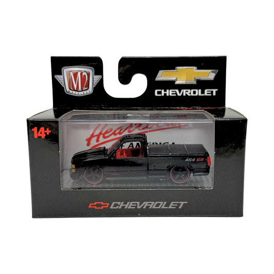 M2 Machines Heartbeat of America 1992 Chevrolet C1500 SS 454 1:64 Diecast