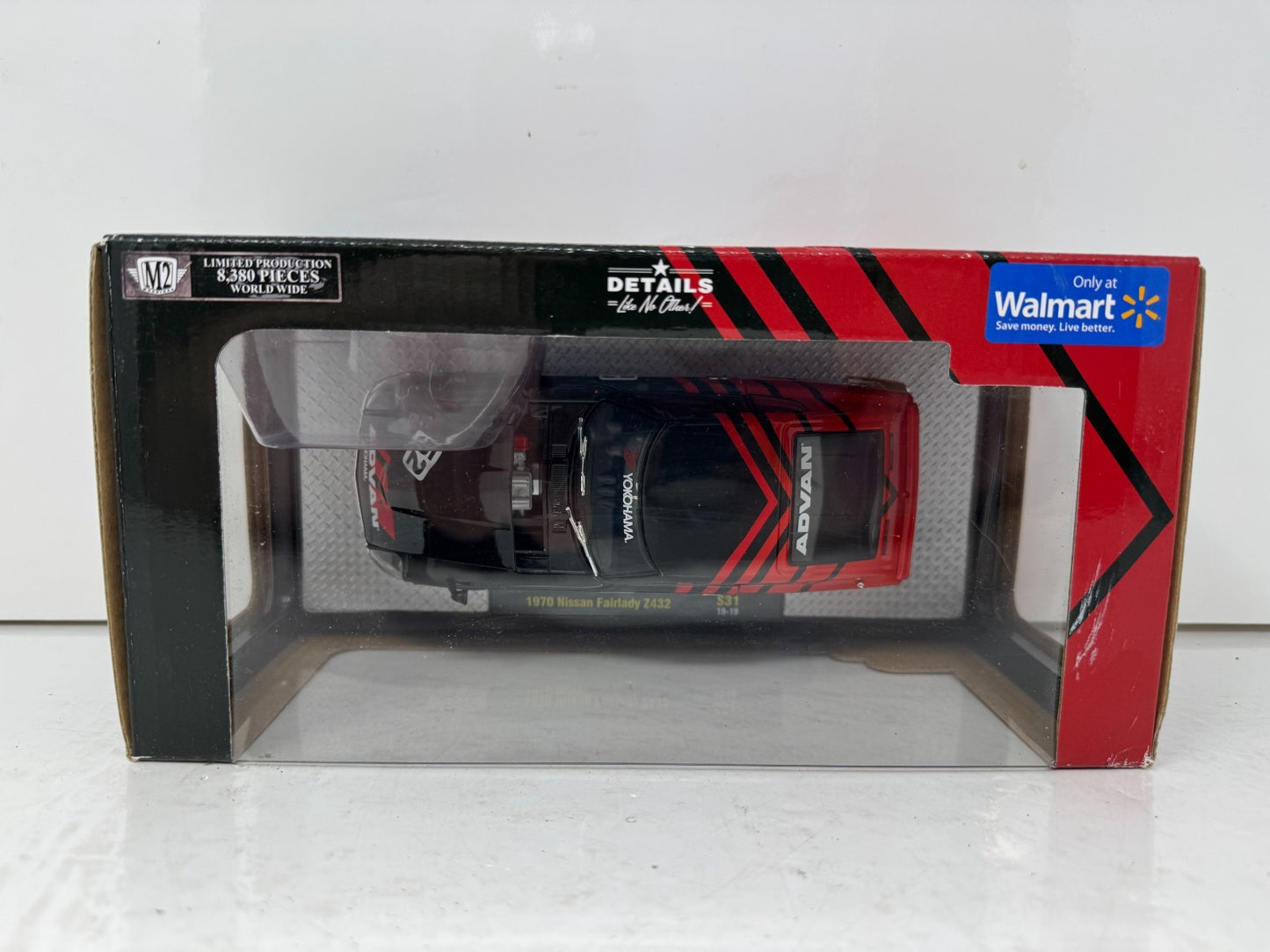 M2 Machines 1970 Nissan Fairlady Yokohama Advan 1:24 Diecast Limited Edition