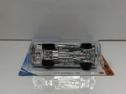 Hot Wheels Muscle Mania 1967 Oldsmobile 442 1:64 Diecast Gulf