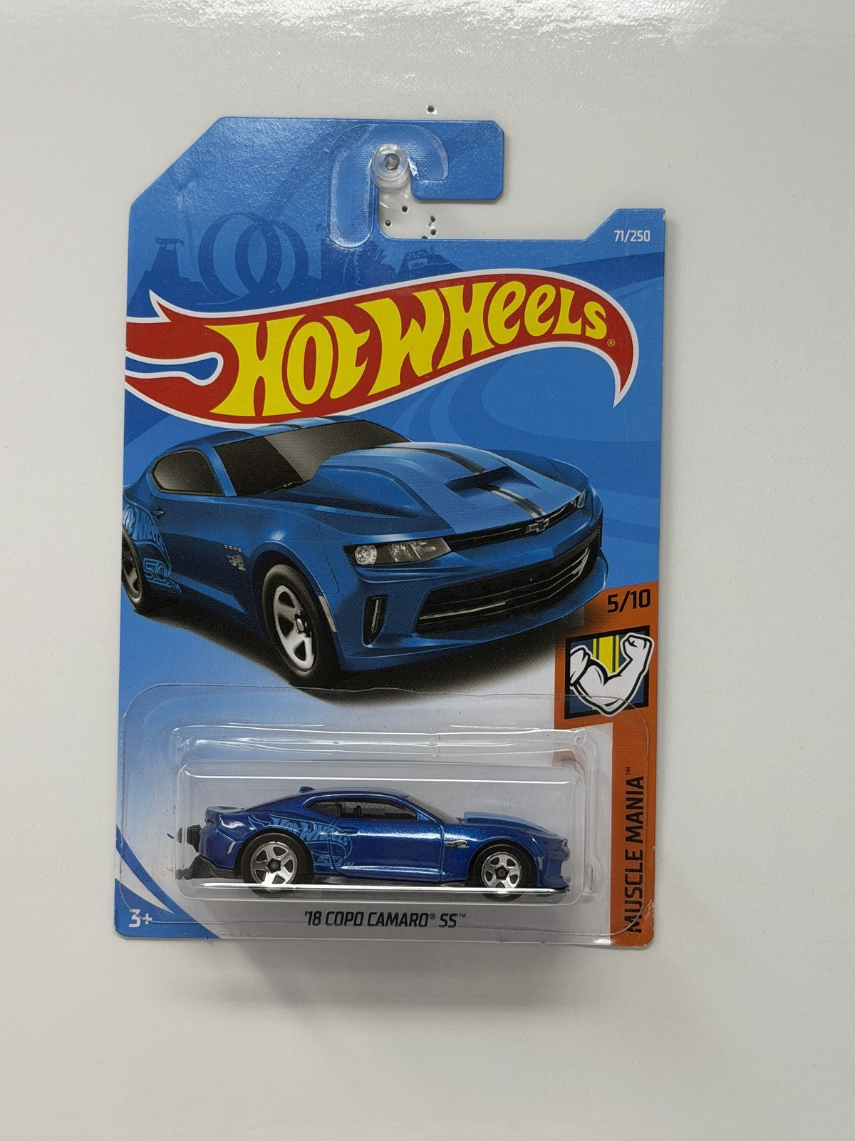 Hot Wheels Muscle Mania 2018 Chevrolet COPO Camaro SS 1:64 Diecast Blue