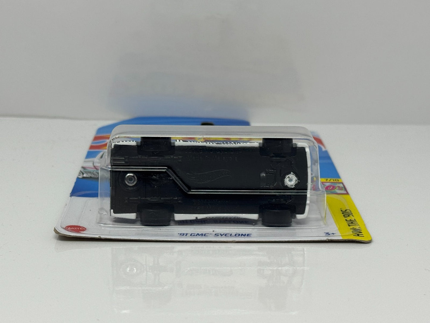 Hot Wheels The 90s 1991 GMC Syclone 1:64 Diecast