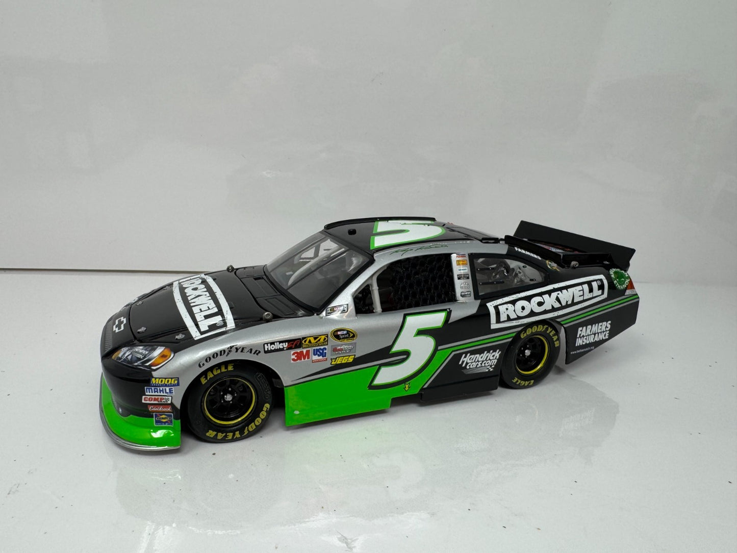 Lionel NASCAR Kasey Kahne #5 Rockwell Tools 2012 Chevrolet Impala 1:24 Diecast
