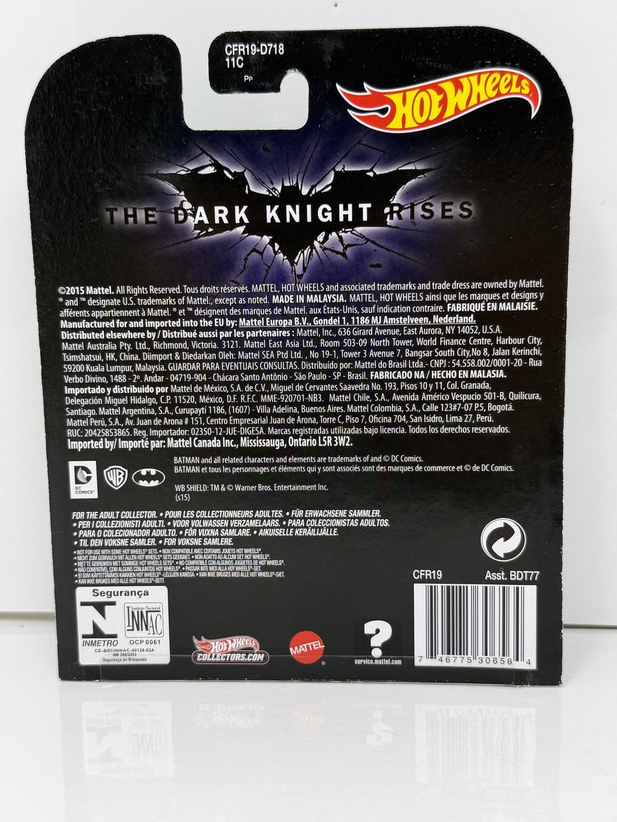 Hot Wheels Retro The Dark Knight Rises The Bat 1:64 Diecast