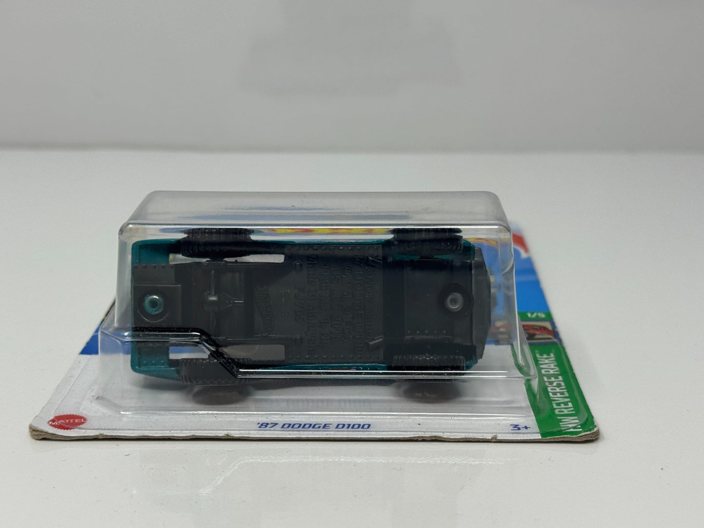 Hot Wheels Reverse Rake 1987 Dodge D100 1:64 Diecast