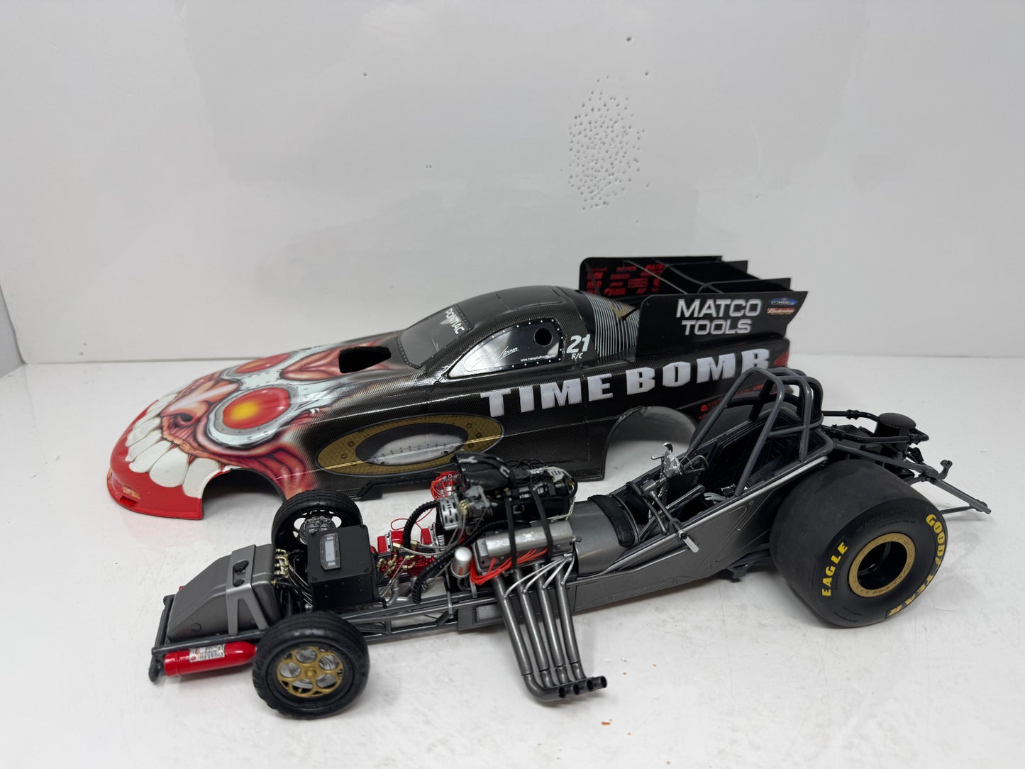 Milestone Scotty Cannon NHRA Oakley Time Bomb Firebird Funny Car 1:16 Scale