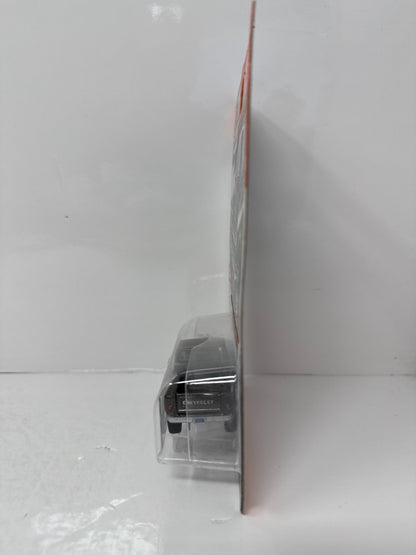 Auto World Muscle Trucks 1981 Chevy Silverado Stepside Gray 1:64 Diecast