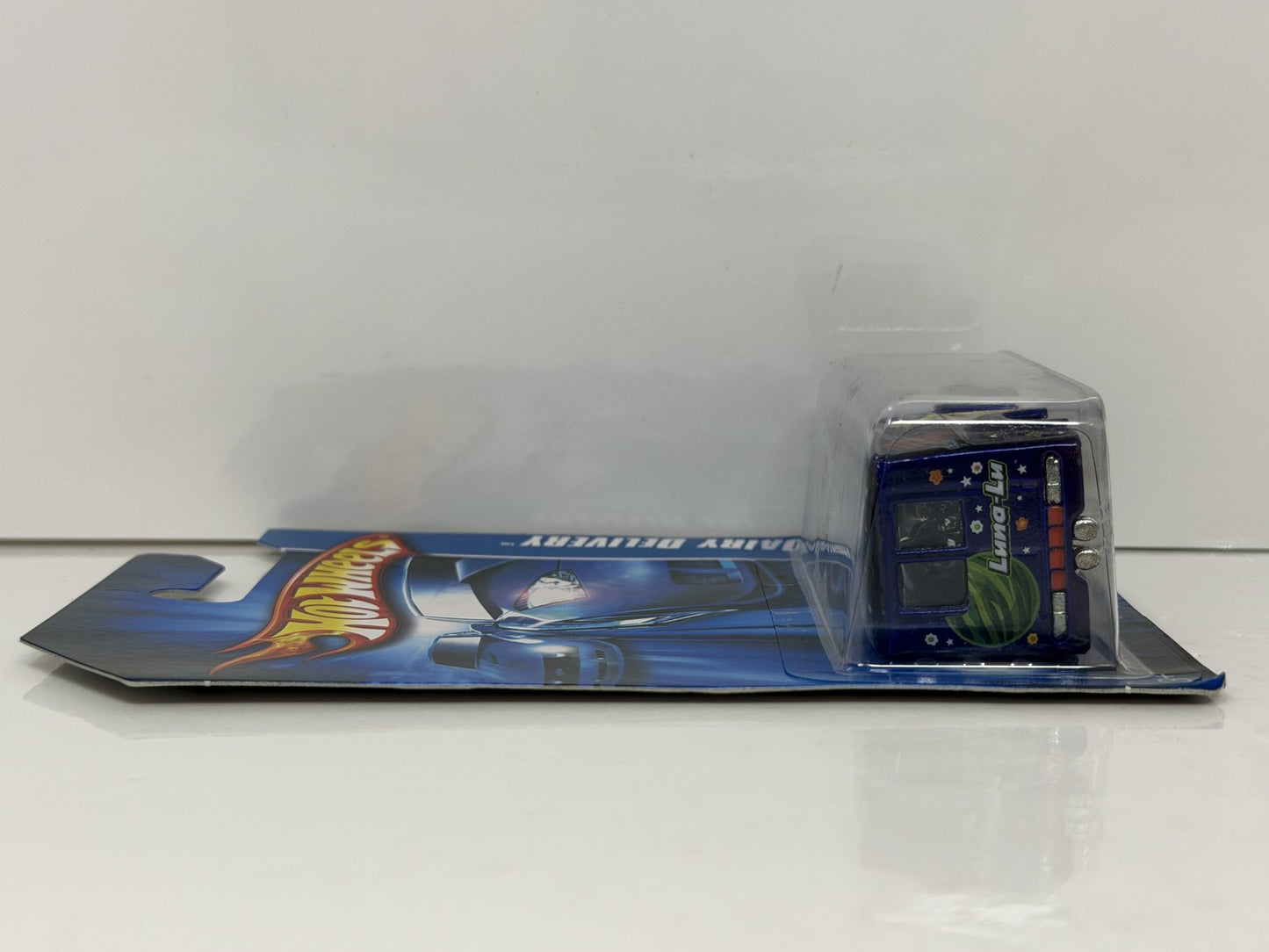 Hot Wheels 2007 All Stars Dairy Delivery "Luna Lu" 1:64 Diecast
