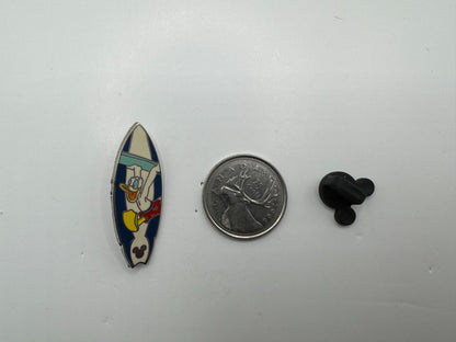 WDW Disney Donald Duck Surfboard Cast Lanyard Series Trading Pin DC2S10