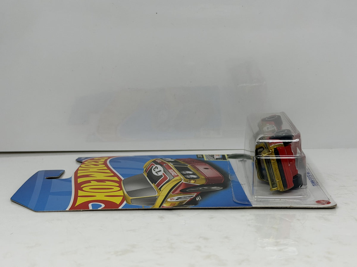 Hot Wheels Super Treasure Hunt 1973 BMW 3.0 CSL Retro Racers 1:64 Diecast STH