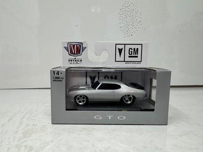 M2 Machines Ground Pounders 1969 Pontiac GTO 1:64 Diecast