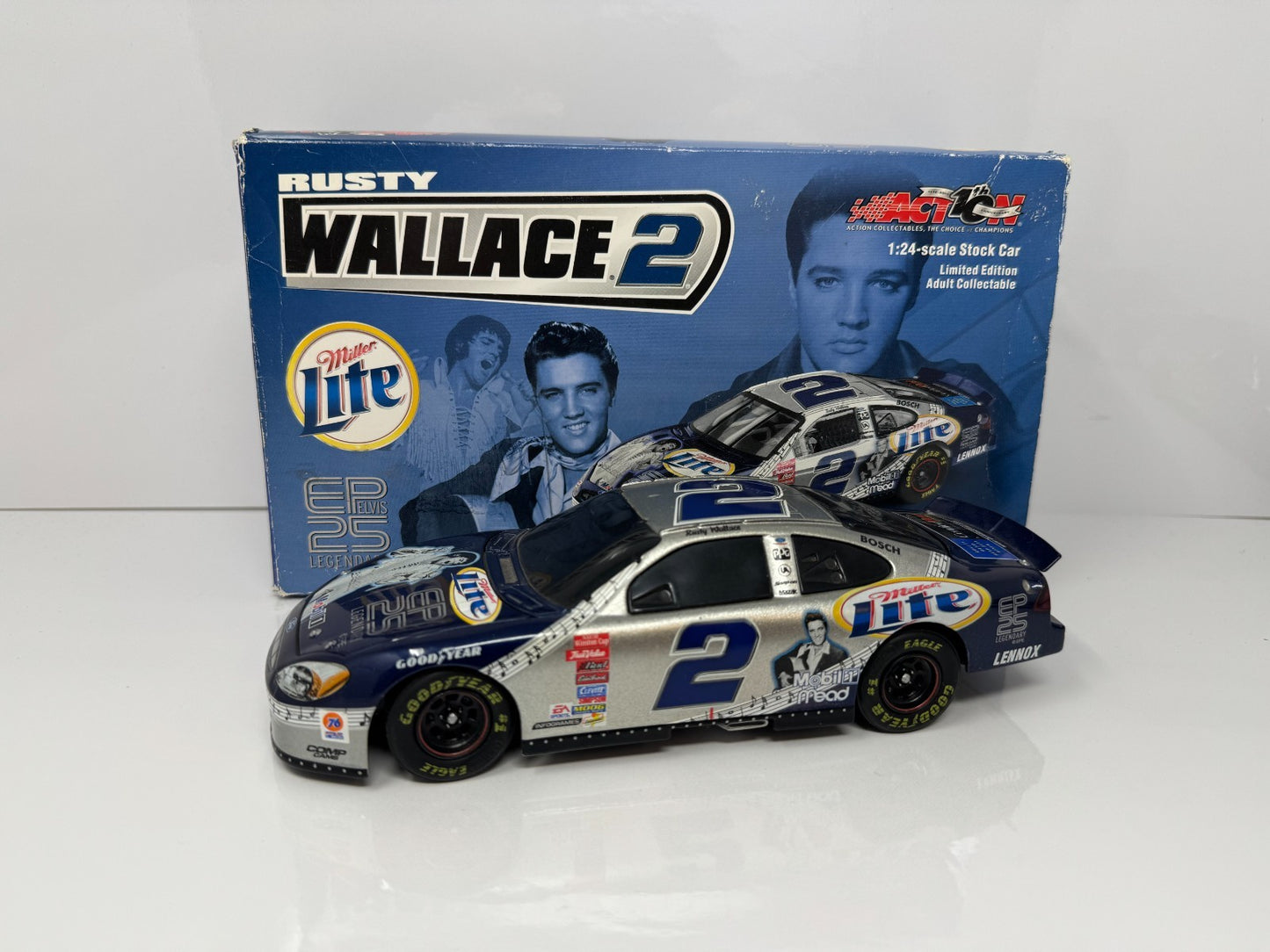 Action NASCAR Rusty Wallace #2 Miller Lite Elvis 2002 Taurus 1:24 Diecast