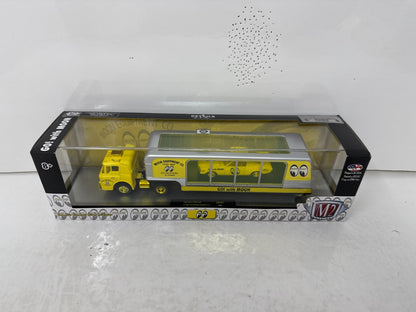 M2 Auto-Haulers Ford C-950 & 1966 Ford Mustang Mooneyes CHASE 1:64 Diecast